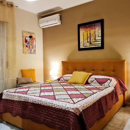 Casa Vacanze La Melagrana Modica Esterno foto