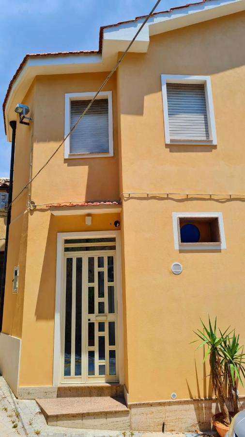 Casa Vacanze La Melagrana Modica Esterno foto