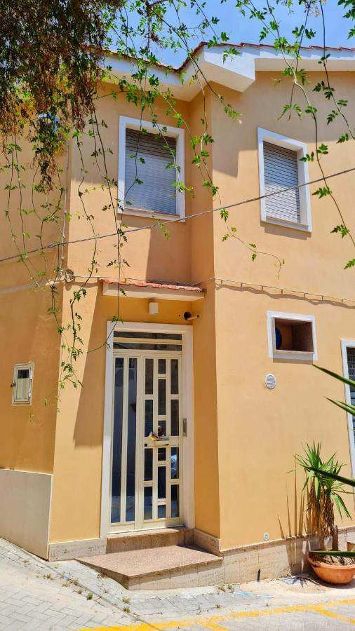 Casa Vacanze La Melagrana Modica Esterno foto