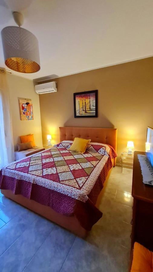 Casa Vacanze La Melagrana Modica Esterno foto